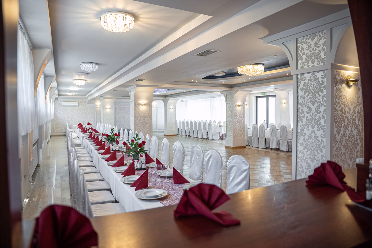 Wesele w Hotelu Jurajskim